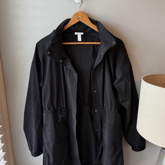 Zella Step Out Water Repellent Jacket with Stowaway Hood - Picture 8 of 14